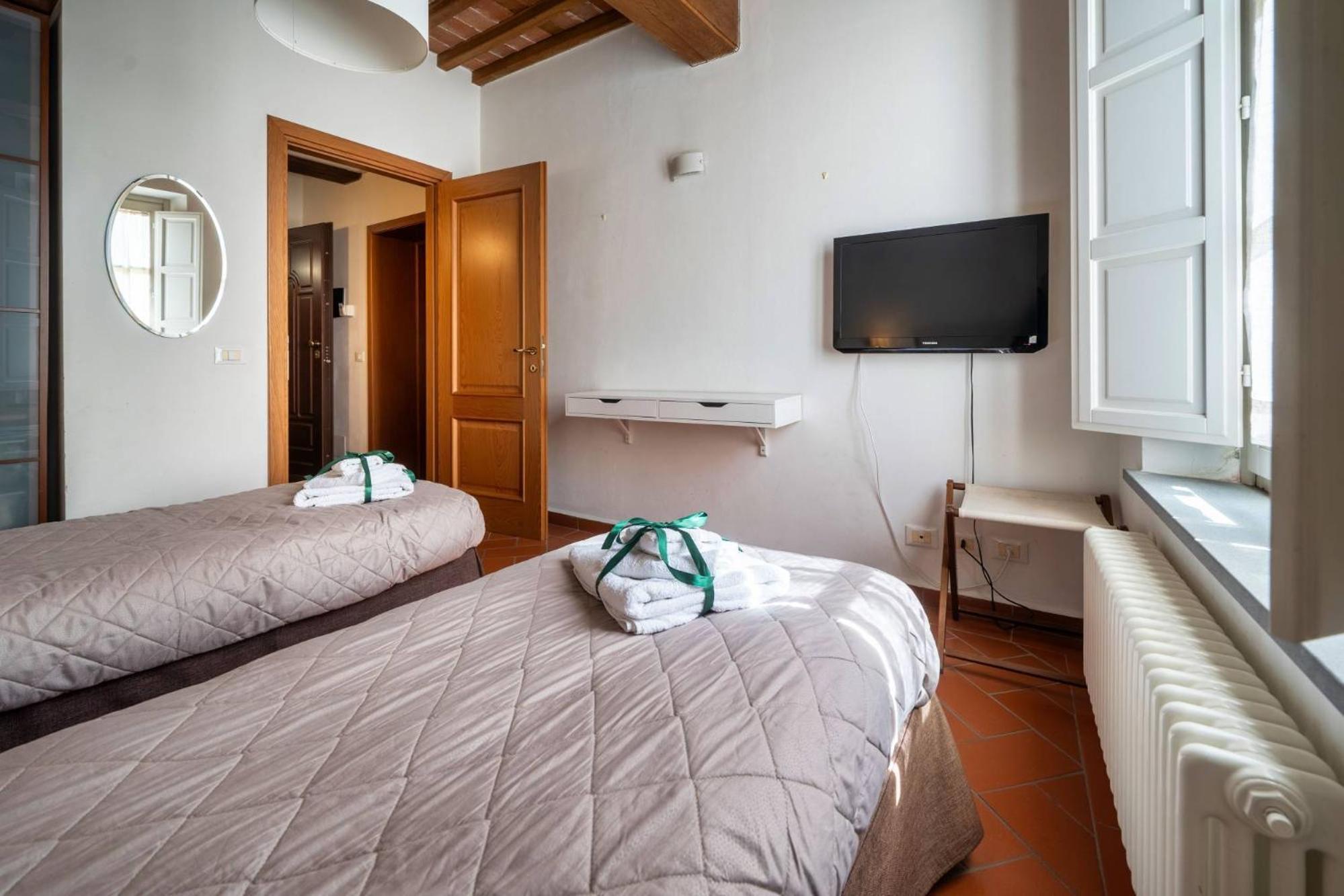 La Dimora Nell'Anfiteatro Hotel Lucca Bagian luar foto