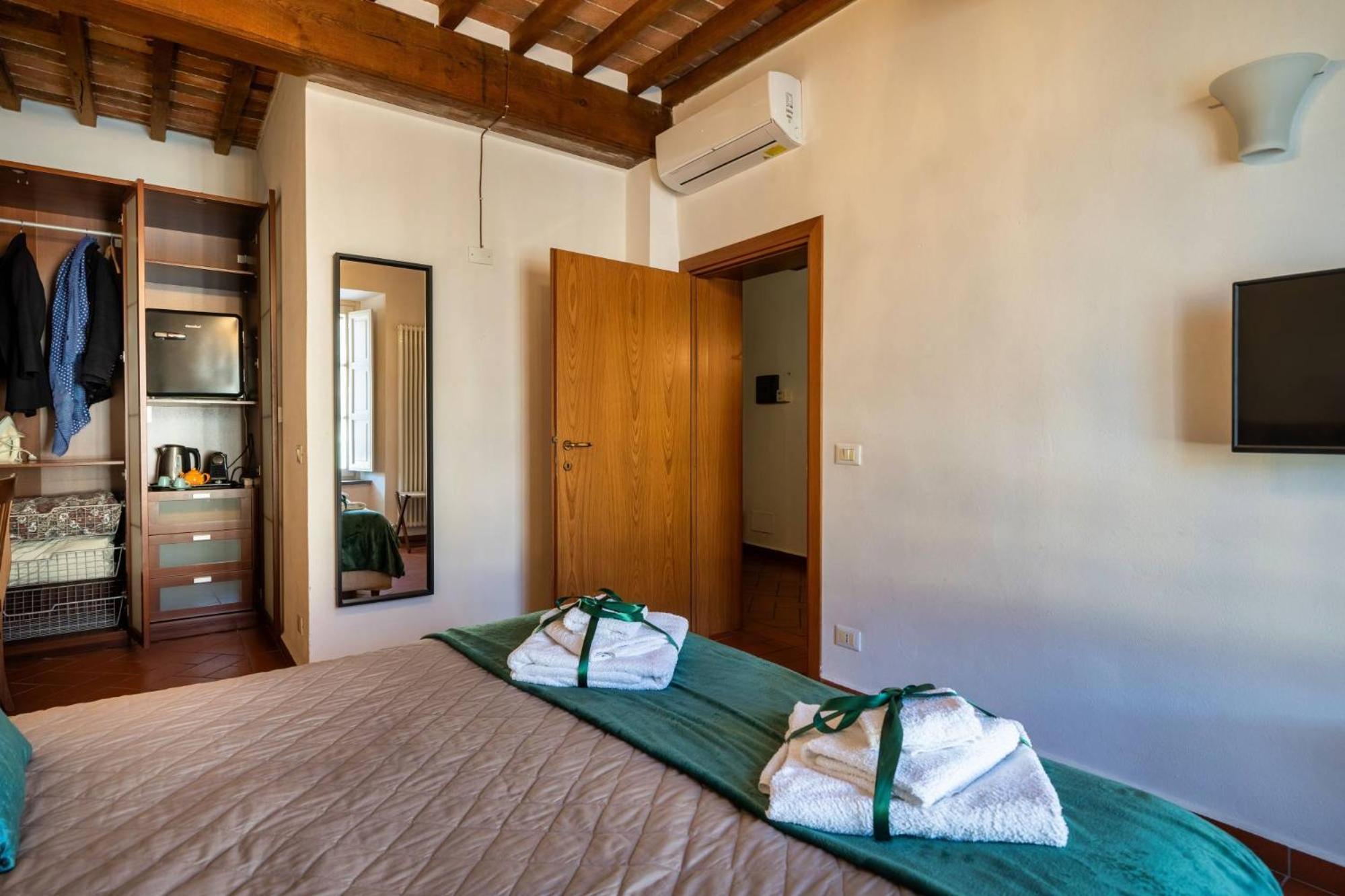 La Dimora Nell'Anfiteatro Hotel Lucca Bagian luar foto